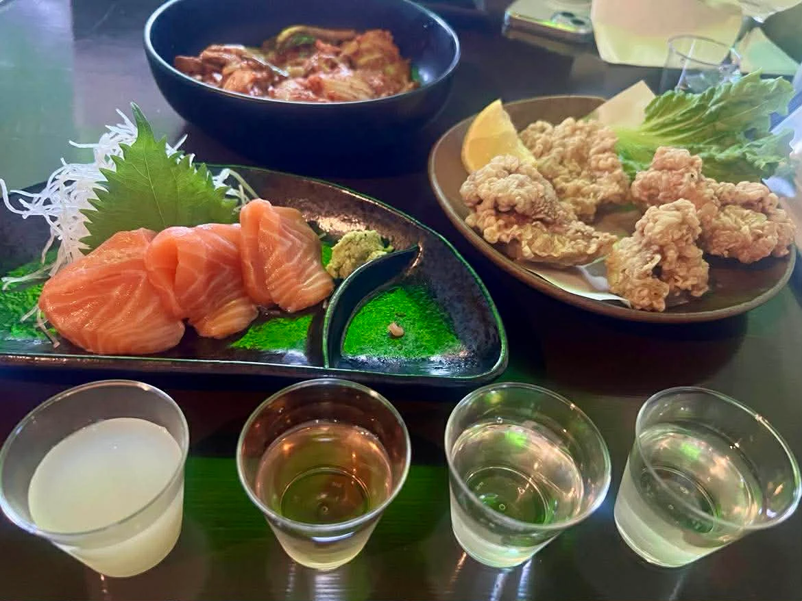 日本食レストラン「Summertime」で、ノンシュガーゆずレモンが唐揚げと合った