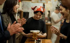 40% of Japanese People Drink Sake — But Over 50% Want To