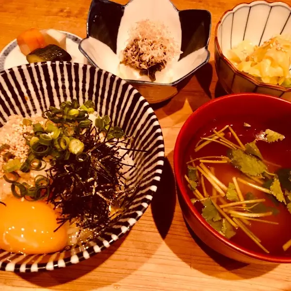 酒亭 沿露目