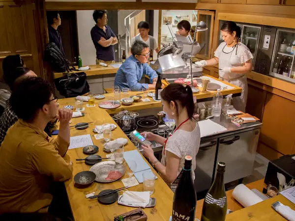 SAKE BAR オトナリ