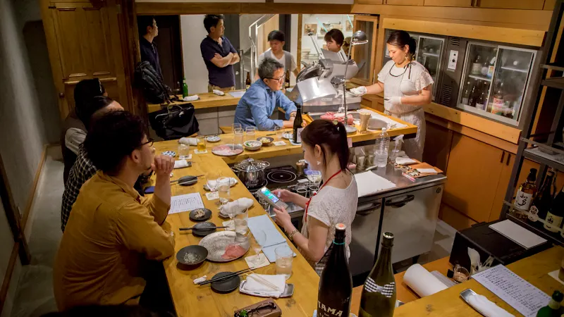 SAKE BAR オトナリ