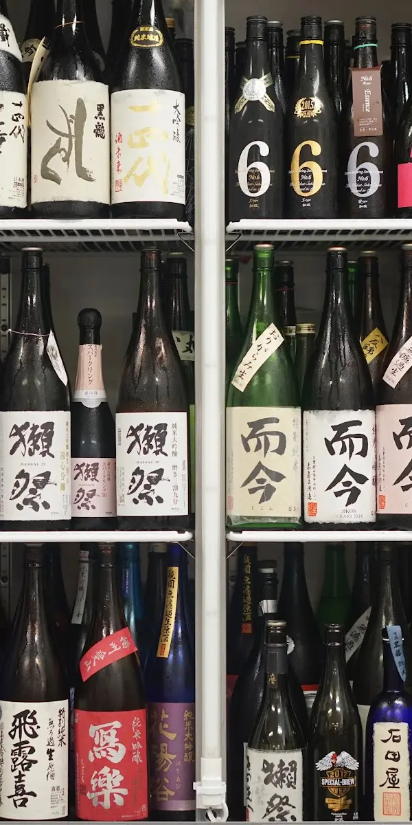 やまちゃん日本酒セルフ飲放題 天神店