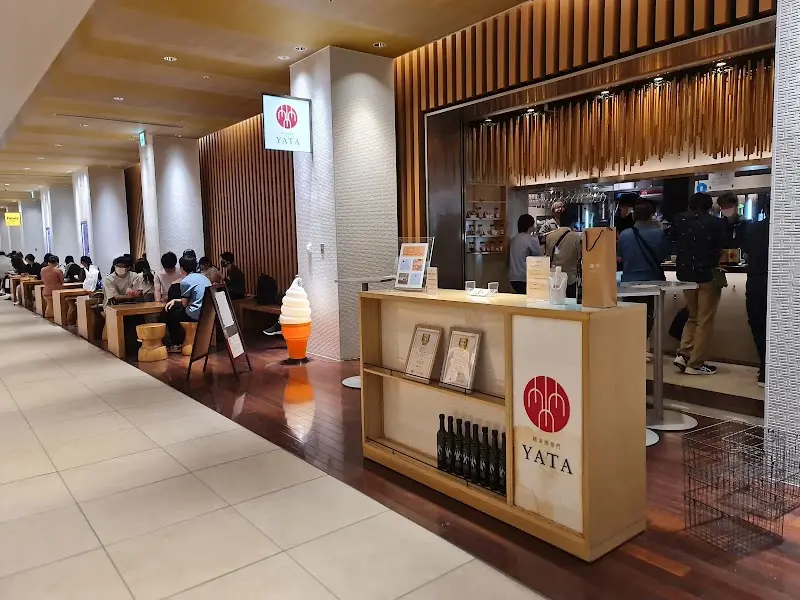 純米酒専門店 YATA 名古屋KITTE店